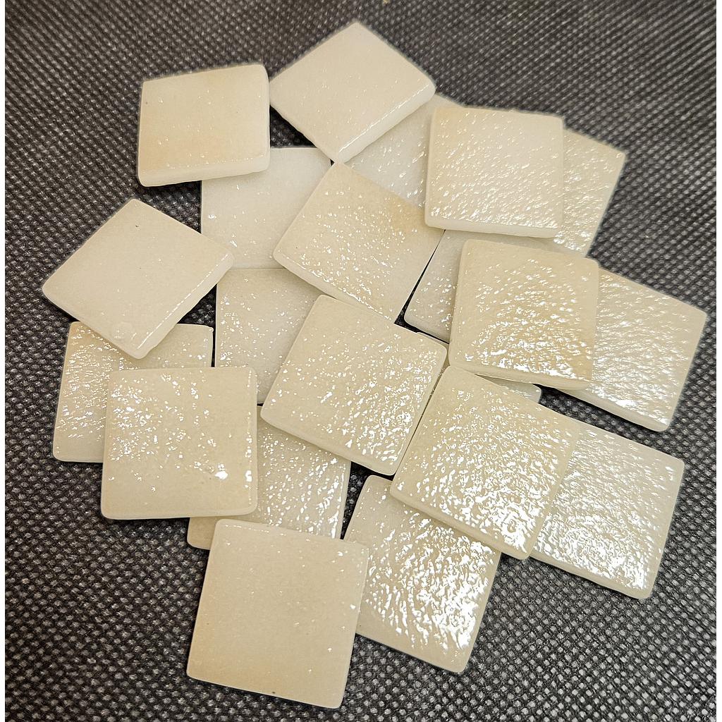 Pâte de verre N173 (Nuagé Sable), vendu par 100g