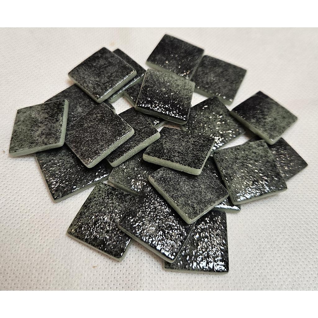Pâte de verre 360 (Nuagé Vert/Noir) 2,3 x 2,3 cm, vendu par 100g