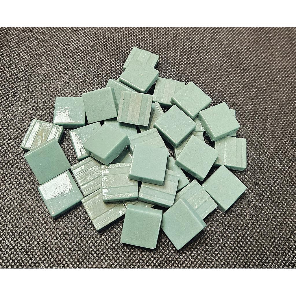 Pâte de verre 1.5 x 1.5 cm - vert, vendu par 100g