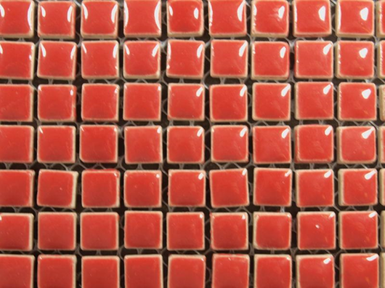 Micro Emaillée 9 x 9 mm n°23 Rouge Coquelicot