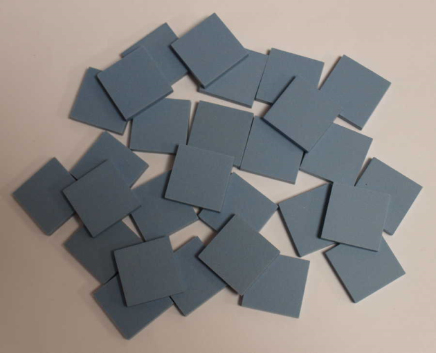 Grès Cérame 2 x 2 cm Bleu, Par 100 gr