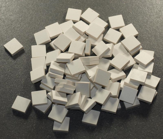 Grès Cérame Super Blanc - 1.2 x 1.2 cm 