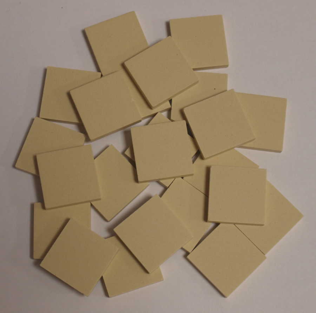 Grès Cérame 2 x 2 cm Vanille, à la plaque