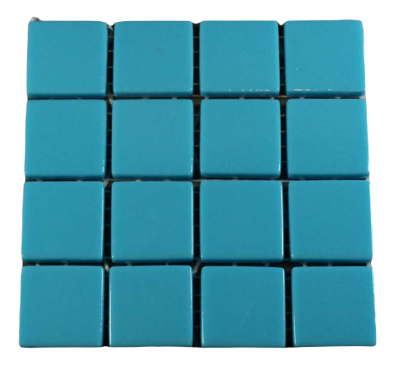 Emaux Brillant Lisse Bleu Clair, par 100 g , Limité à 300 g .