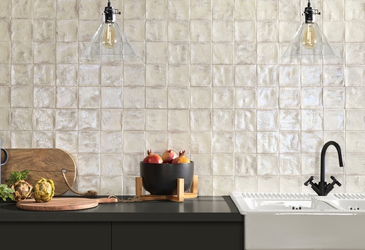 Faïence Atelier, 5 x 25 cm, Vendu au m², 1 Bte = 0.50 m²