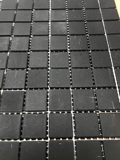 [sm77 mat] Bisazza 2 x 2 cm - SM77 Velours (Mat) - à la plaque.