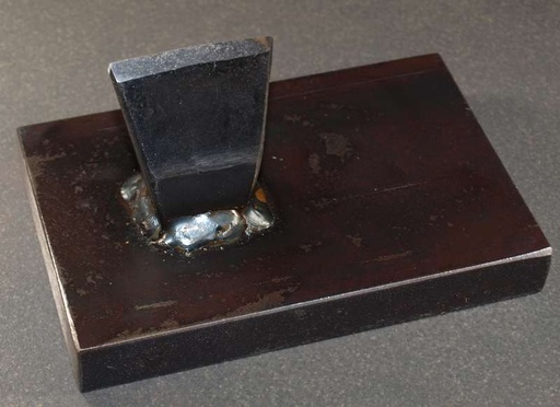 [C6.3] Taillant Sur Socle Professionnel Pierre